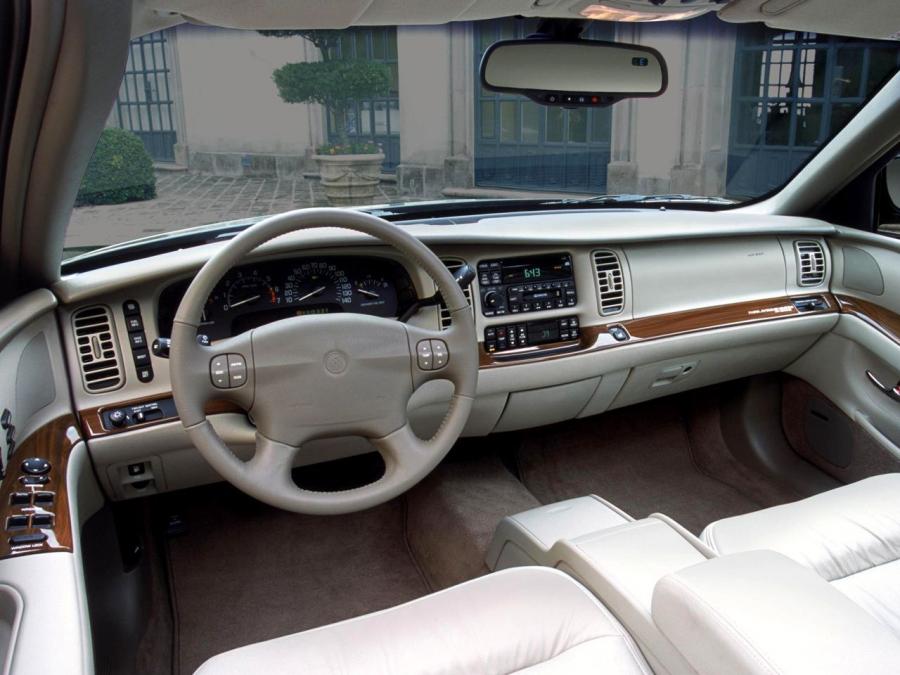 Торпедо Buick Park Avenue Ultra (U69-CU5) 1996 года  (фото 8 из 18)